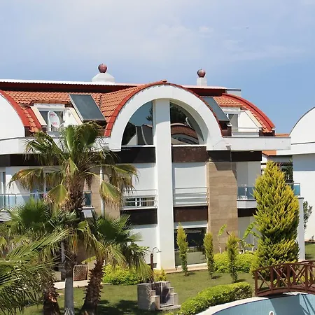 Sea Shell Luxury Villa *