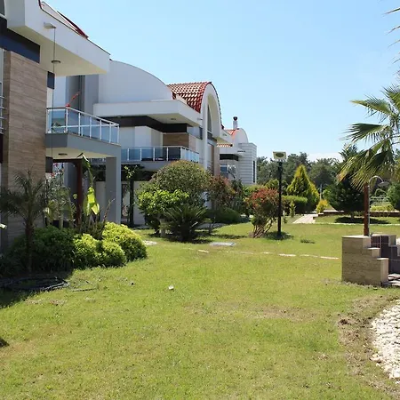 Sea Shell Luxury Villa *