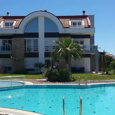 Villa Sea Shell Luxury *